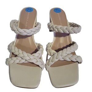 Sincerely Jules Ivory Braided Crisscross Straps Block Heel Shoe Sandals Size 7.5